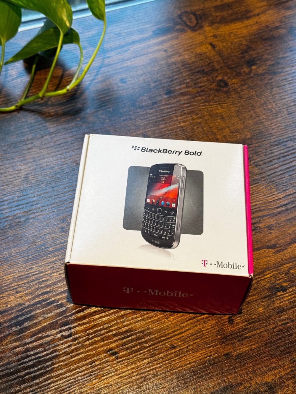 Unopened - Blackberry Bold 9900